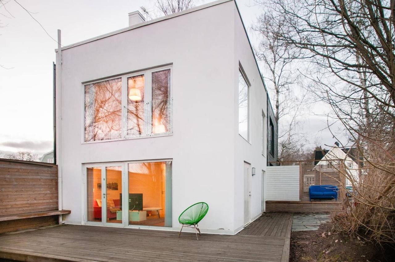 Townhouse On Arlanda Stockholm Metro Line - Easy Checkin Villa Sollentuna Bagian luar foto